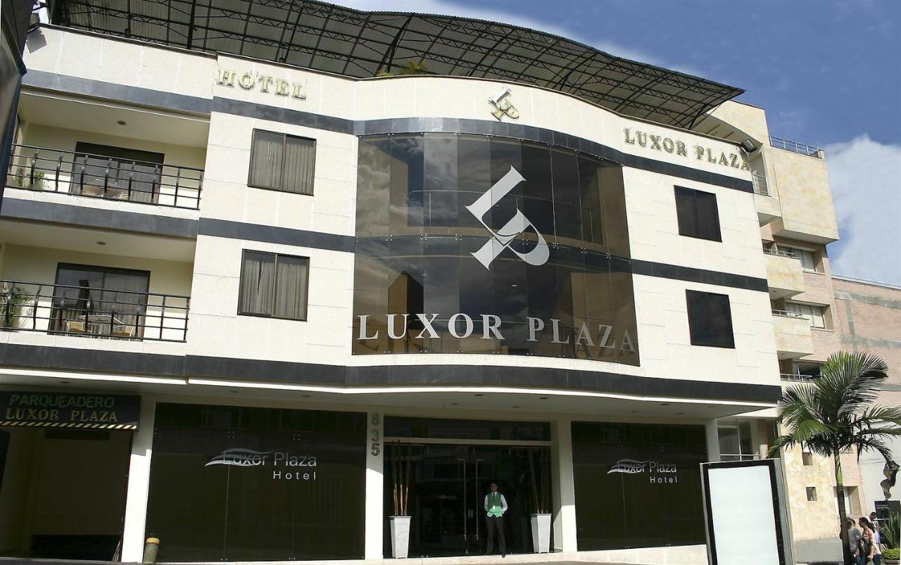 Hotel Luxor Pereira Exteriör bild