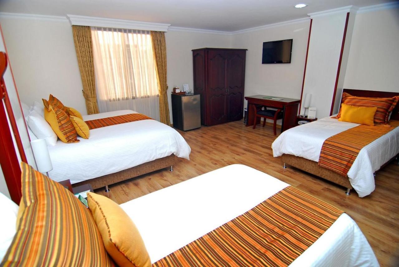 Hotel Luxor Pereira Exteriör bild