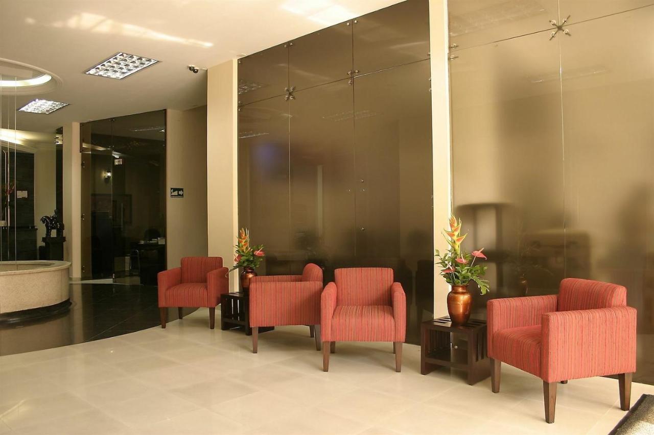 Hotel Luxor Pereira Exteriör bild