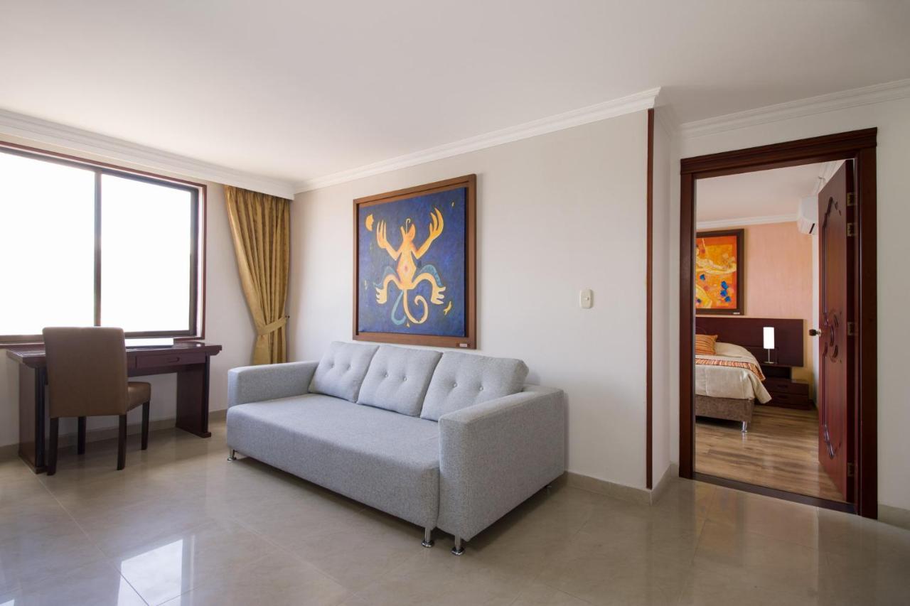 Hotel Luxor Pereira Exteriör bild